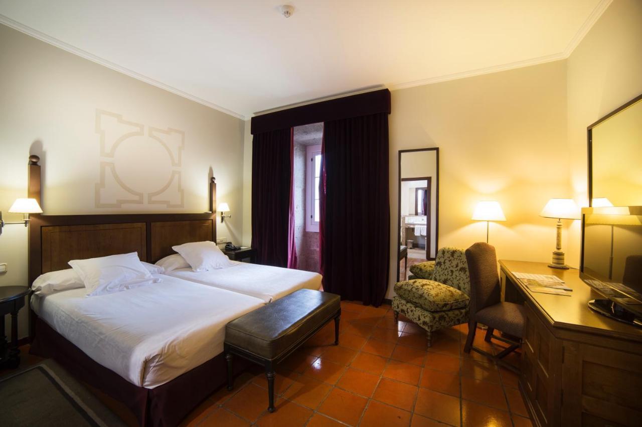 Parador De Монфорте-де-Лемос Экстерьер фото