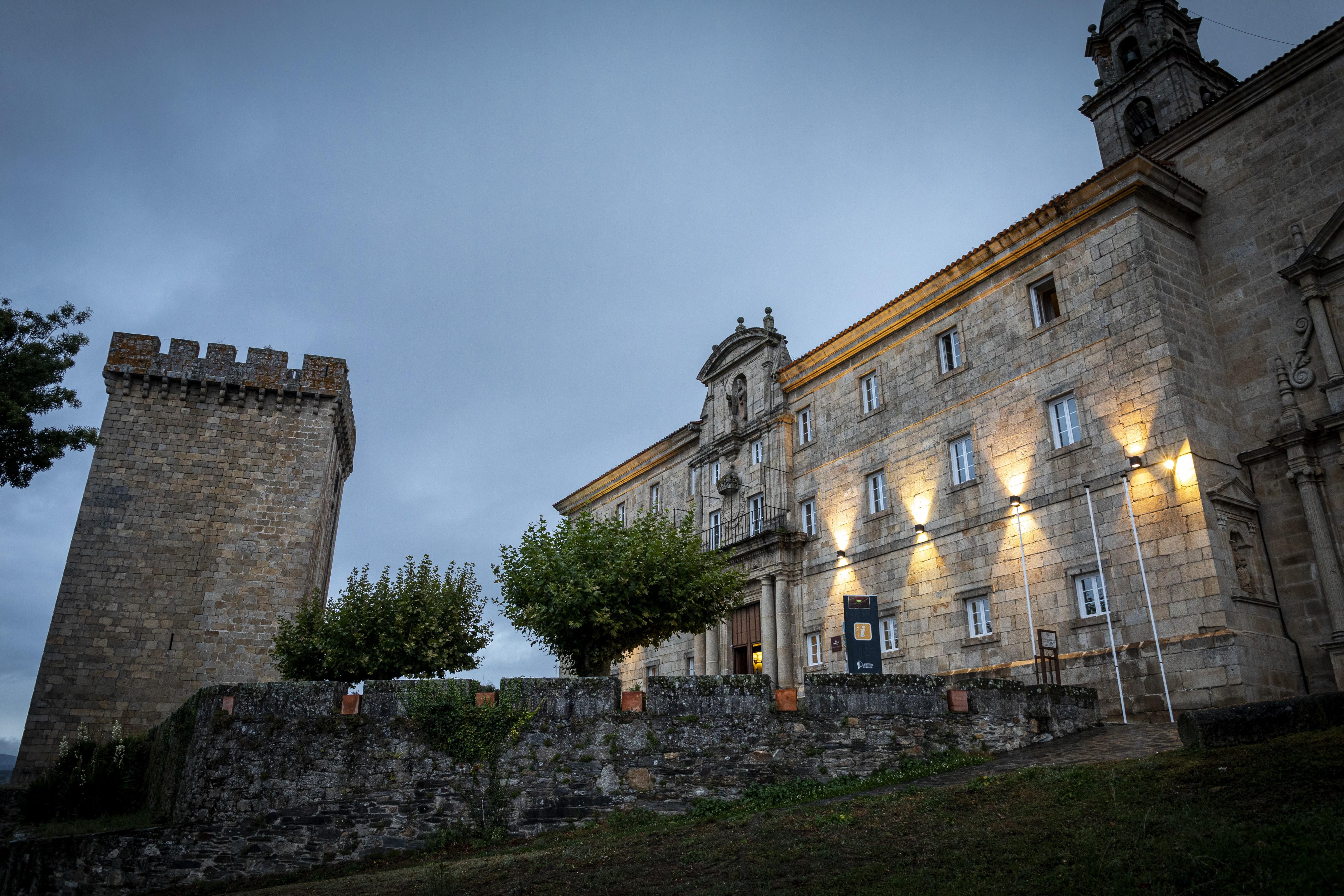 Parador De Монфорте-де-Лемос Экстерьер фото