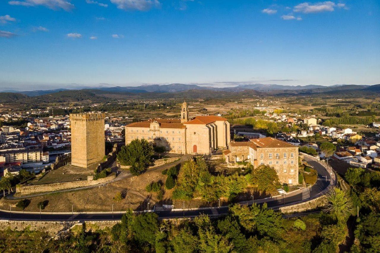 Parador De Монфорте-де-Лемос Экстерьер фото